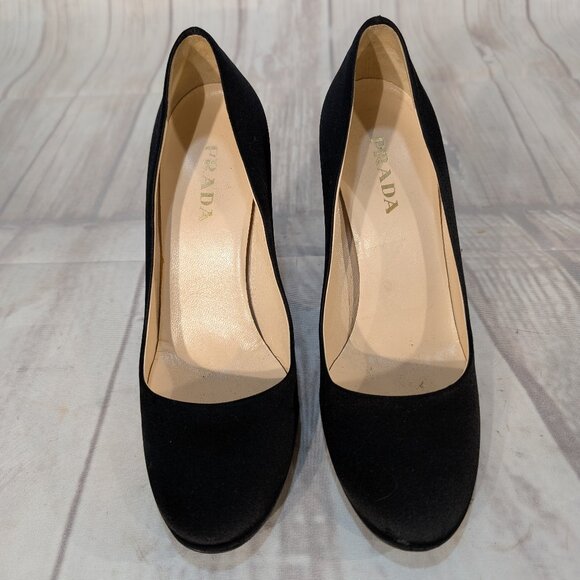 Prada Women's US 7.5 Black Suede Leather Round Toe Slip-On Stiletto Pump Heel - Picture 1 of 10